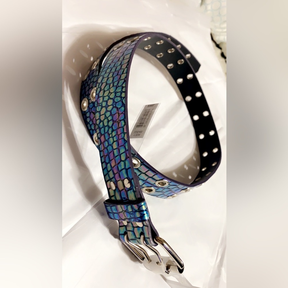 No Boundaries Women’s Double Grommet Belt ( Litmus ) 💙💗💙